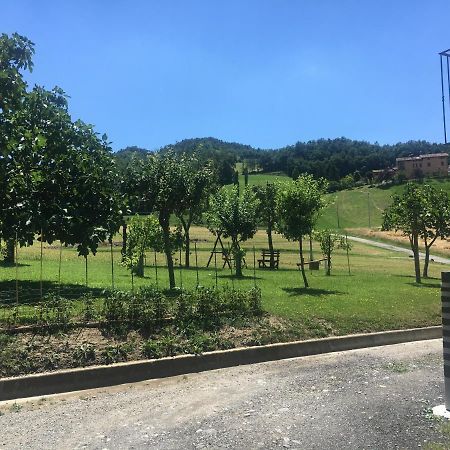 B & B Pratopiano Toano Exteriér fotografie