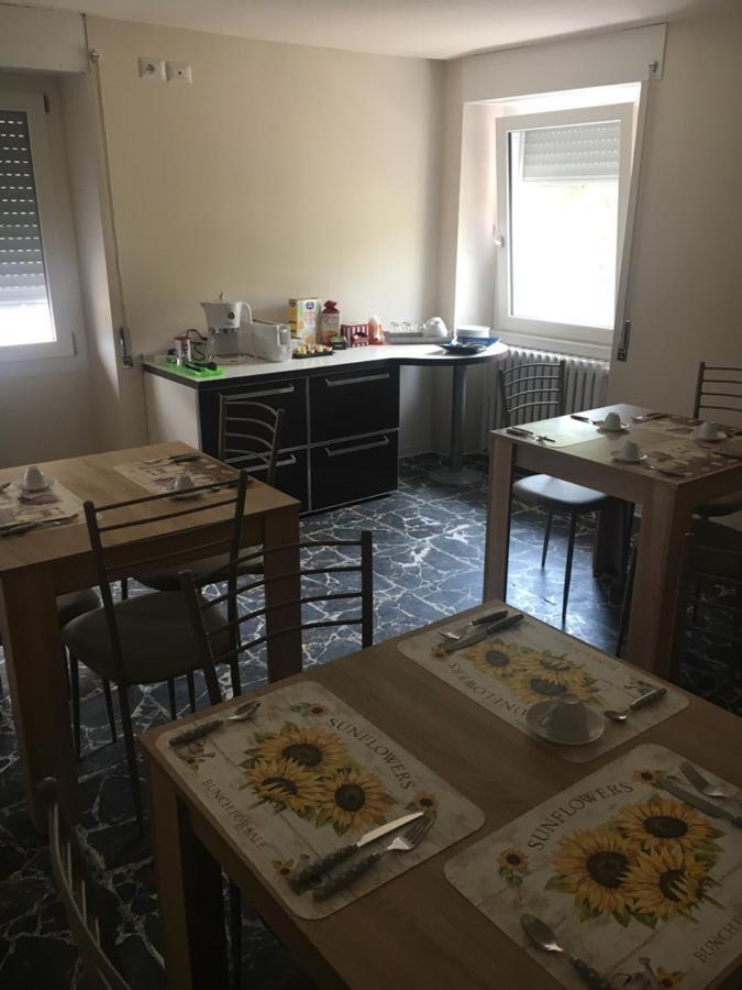 B & B Pratopiano Toano Exteriér fotografie